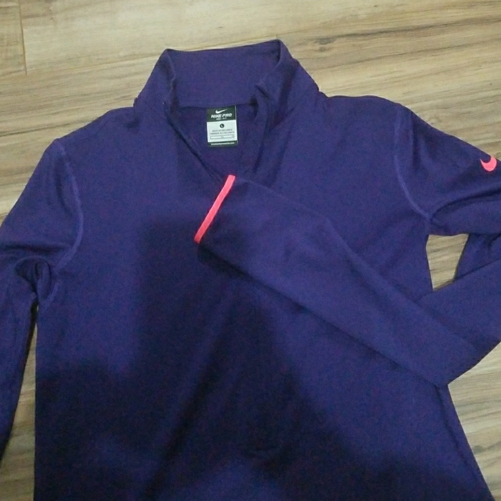 Nike dri-fit long sleeve shirt